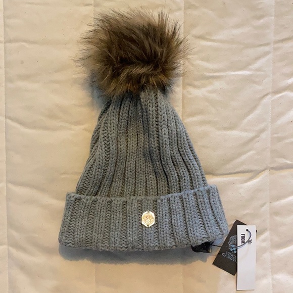 Vince Camuto Accessories - hat!